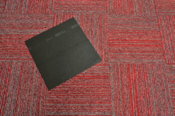 Tapibel, Kobercový štvorec Coral Lines 60380-50 červeno-šedý 50 x 50 cm, chodba / predsieň
