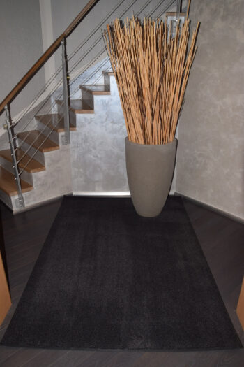 Tapibel, Kusový koberec Supersoft s bordurou 800 čierny, 160x230, čierna, chodba / predsieň