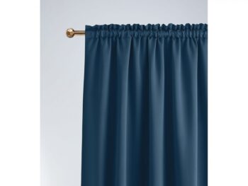 Tmavomodrý zatemňujúci záves na riasiacu pásku 140 x 250 cm