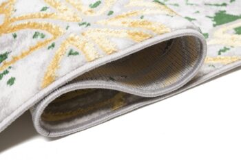 Trendový krémovo-zelený koberec so vzorom zlatých listov Šírka: 140 cm | Dĺžka: 200 cm