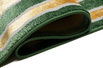 Trendový zelený koberec so zlatým vzorom po okrajoch Šírka: 120 cm | Dĺžka: 170 cm