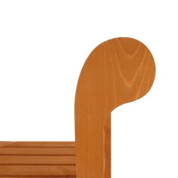 Záhradná lavička URITA sa stane Vašim obľúbeným miestom. Dopraje Vám relax, komfort a pohodlie aké si zaslúžite. Vďaka svojmu jedinečnému dizajnu hneď na seba strhne pozornosť. Je vyrobená z dreva v prírodnom prevedení. Jej rozmery sú (ŠxHxV): 170x48x80 cm. Výška sedu je 45 cm, hĺbka sedu je 48 cm…