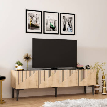 Luxusný TV stolík USER do vašej obývačkyElegantný a praktický TV stolík USER je ideálnou voľbou pre vašu obývaciu izbu. Je vyrobený z kvalitného materiálu LTD s hrúbkou 18 mm, ktorý zaručuje dlhú životnosť a odolnosť. Stolík je navrhnutý v modernom luxusnom štýle, ktorý dodá vášmu interiéru nádych elegancie.Kľúčové vlastnosti:Rozmer: 45 x 154 x 37 cmMateriál: LTDPočet dvierok: 2 plné dvierkaFarba: dubPlastové nožičkyDodávame v demonteTV stolík USER je navrhnutý tak, aby spĺňal požiadavky na funkčnosť aj estetiku. Dve plné dvierka poskytujú dostatok úložného priestoru pre vaše multimediálne zariadenia či iné potreby. Vďaka plastovým nožičkám je stolík ľahko premiestniteľný a vhodný aj na rôzne typy podláh.Užite si pohodlie a štýl, ktorý TV stolík USER prináša do vášho domova!