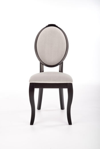 Dokonalým štýlovým doplnkom, ktorý skvele zapadne do Vašej elegantnej kuchyne či jedálne, sa stane jedálenská stolička VELO. Jedinečnosť a originálnosť jej dodáva okrúhle mäkké operadlo. Jemne tvarované nožičky stoličky zabezpečujú jej stabilitu a dodávajú jej šmrnc. Sedacia aj opierková časť sú…