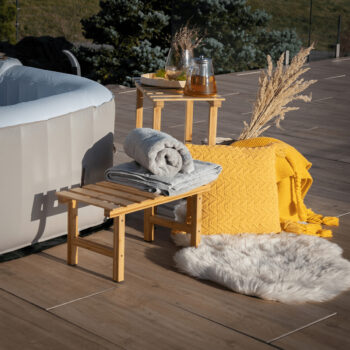 Drevený príručný stolík k vírivke Vireo Typ 4 v prírodnom prevedení je ideálnym doplnkom pre váš interiér. Tento moderný stolík od značky KONDELA je vyrobený z masívneho lakovaného bambusu, čo mu dodáva nielen estetický vzhľad, ale aj vysokú odolnosť a trvanlivosť. S rozmermi 60 cm na šírku, 30…