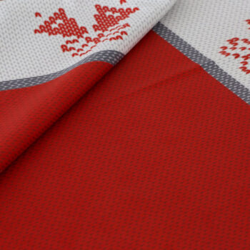 Vianočný červeno-biely obrus s potlačou Šírka: 85 cm | Dĺžka: 85 cm