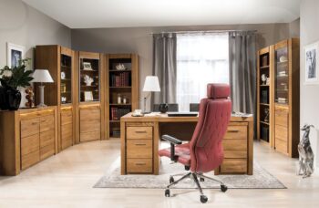 Regál VELET 17 predstavuje spojenie elegantného dizajnu a kvalitného prevedenia. Moderný regál z kolekcie VELET sa skladá zo 4 poličiek, ktoré poslúžia ako miesto pre knihy alebo dekoračné predmety. Predná časť je vyrobená z masívneho dubu, zadná časť z prírodnej dubovej dyhy. Povrch je ošetrený kvalitným nezávadným olejom. Regál zútulni Váš priestor v akomkoľvek interiéri. Farba je dub rustikal.Rozmery:šírka: 75 cm, výška 200 cm, hĺbka 42 cmDodávame zmontované.