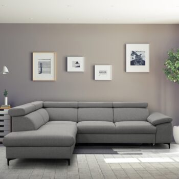 Rohová sedačka s rozkladom Zachary Roh L v elegantnej sivej farbe je ideálnym riešením pre moderné interiéry. Táto sedačka od značky KONDELA ponúka nielen štýlový vzhľad, ale aj praktické funkcie, ktoré ocení každá domácnosť. Je vyrobená z kvalitnej látky, ktorá je odolná voči oderu až do 70 000…