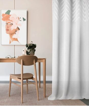 Záclona s jemným vzorom na kruhy 140 x 250 cm