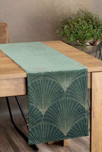 Zamatový stredový obrus s lesklou potlačou mentolovej farby Šírka: 35 cm | Dĺžka: 140 cm