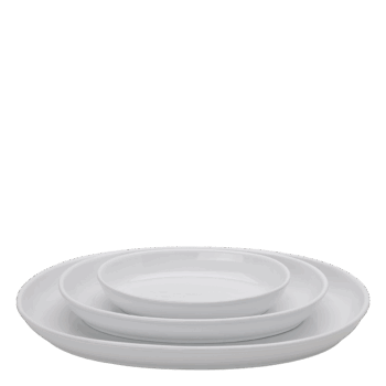 Umelecká línia Elements je tu pre vás aj v porcelánovom prevedení. Nechajte sa hýčkať taniermi s unikátne vystúpenými okrajmi, ktoré urobia z každého stolovania zážitok. Lesklá povrchová úprava v spojení s bielou farbou zasa vášmu interiéru dopraje ráz ľahkej elegancie, vďaka ktorej lepšie vynikne servírovanie vašich jedál. Tento porcelán je vhodný aj na zapekanie.