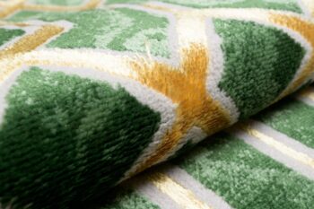 Zaujímavý zelený koberec so zlatým vzorom Šírka: 80 cm | Dĺžka: 150 cm