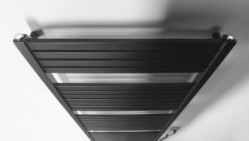 AQUALINE - TONDI-E elektrické vykurovacie teleso, rovné, 600x1330 600 W, čierna mat DE486T