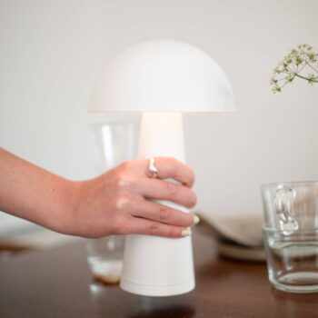 Akumulátorová stolová lampa Fungi pre vonkajšie použitie, biela