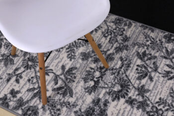 Alfa Carpets, TRHÁK: Kusový koberec Flowers grey, 80x150, šedá, obývacia izba
