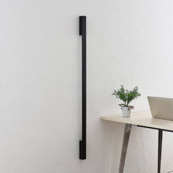 Arcchio Ivano nástenné LED 130 cm, čierna