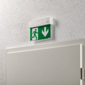 Arcchio LED núdzové svetlo Nevian, dobíjateľná batéria, plexisklo, výška