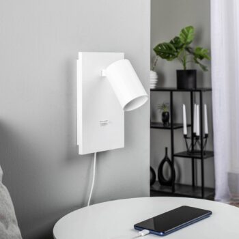 Arcchio bodové svetlá Brinja, biele, kovové, USB-C, vypínač, GU10
