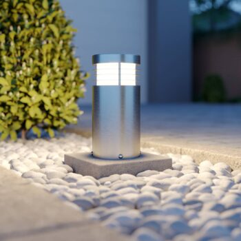 Arcchio stojanová lampa Caramia, 23 cm, nerezová oceľ, odolná voči morskej vode
