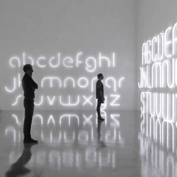 Artemide Abeceda svetla nástenné veľké písmeno R