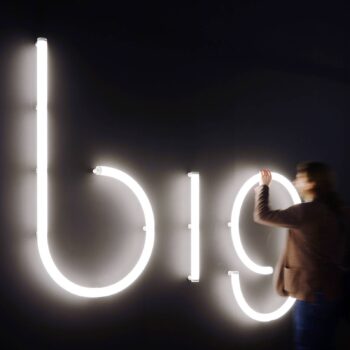 Artemide Alphabet of Light malé písmeno na stenu æ