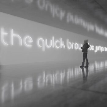 Artemide Alphabet of Light malé písmeno na stenu g