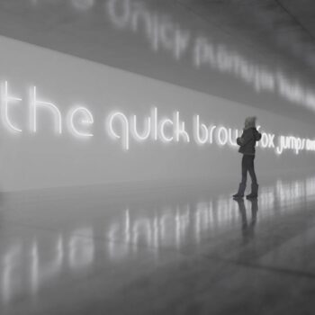 Artemide Alphabet of Light malé písmeno na stenu t