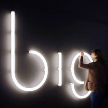 Artemide Alphabet of Light malé písmeno na stenu y