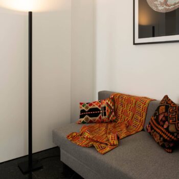 Artemide Ilio mini stojaca lampa app čierna 3 000K