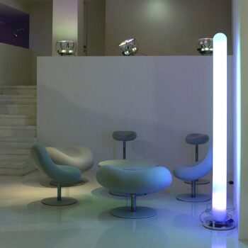 Artemide Smart LED stojacia lampa Metacolor, ovládateľná cez aplikáciu