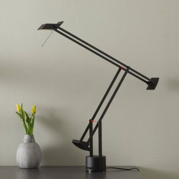 Artemide Tizio stolná LED lampa 3 000 K