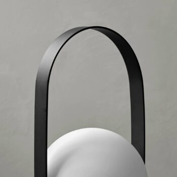 Audo Carrie LED lampa s batériou IP44, čierna