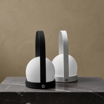 Audo Carrie LED lampa s batériou IP44, čierna