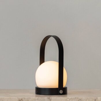Audo Carrie LED lampa s batériou IP44, čierna