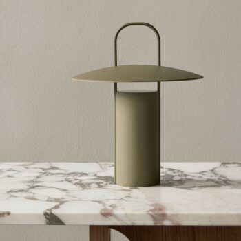 Audo Ray stolová LED lampa, prenosná, zelená