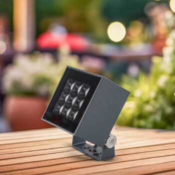 BRUMBERG Blokk LED reflektor na povrchovú montáž do exteriéru 11x11cm