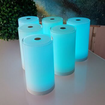 Bezdrôtová stolová lampa Tub ovládaná aplikáciou, RGBW