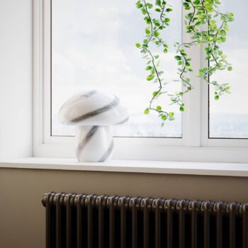 By Rydéns Mira Stolná lampa Mushroom, čierna/biela, sklo