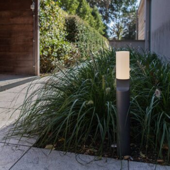 Chodníkové LED Bati s polkruhovým difuzérom