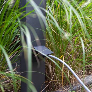 Chodníkové LED svetlo Cuba antracitová so zásuvkou