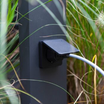 Chodníkové LED svetlo Cuba antracitová so zásuvkou