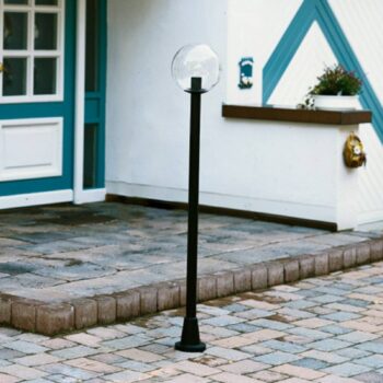 Chodníkové svietidlo číra krištáľová guľa, čierne