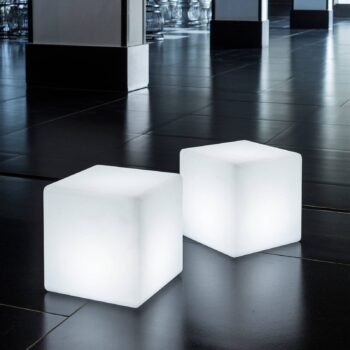 Cube - svietiaca kocka do exteriéru