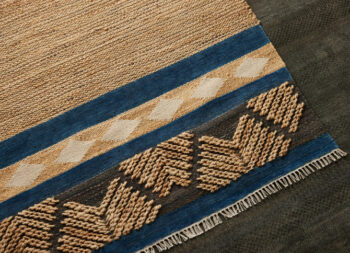 Diamond Carpets India, Ručne viazaný kusový koberec Agra Palace DE 2283 Natural Mix, 80x150, modrá, chodba / predsieň