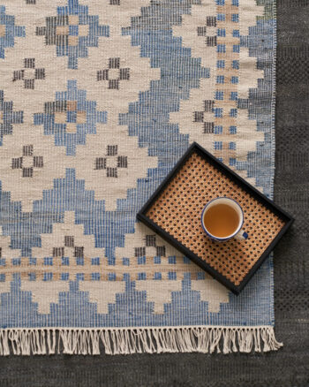 Diamond Carpets India, Ručne viazaný kusový koberec Casablanca DE 2255 Multi Colour, 80x150, modrá, chodba / predsieň