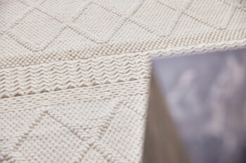 Diamond Carpets India, Ručne viazaný kusový koberec Geneva DE 7951 White Mix, 80x150, biela, obývacia izba