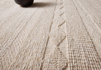 Diamond Carpets India, Ručne viazaný kusový koberec Grandeur DESP P54/2 Dune White, 200x290, béžová, chodba / predsieň