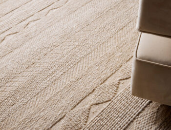 Diamond Carpets India, Ručne viazaný kusový koberec Grandeur DESP P54/2 Dune White, 200x290, béžová, chodba / predsieň