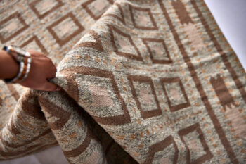 Diamond Carpets India, Ručne viazaný kusový koberec Guggenheim DESP P81 Brown Natural, 80x150, hnedá, chodba / predsieň