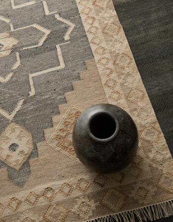 Diamond Carpets India, Ručne viazaný kusový koberec Heriz Wood DE 2005 Grey Mix, 200x290, béžová, chodba / predsieň